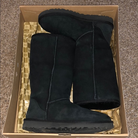 UGG Shoes - Size 7 Classic Tall Uggs